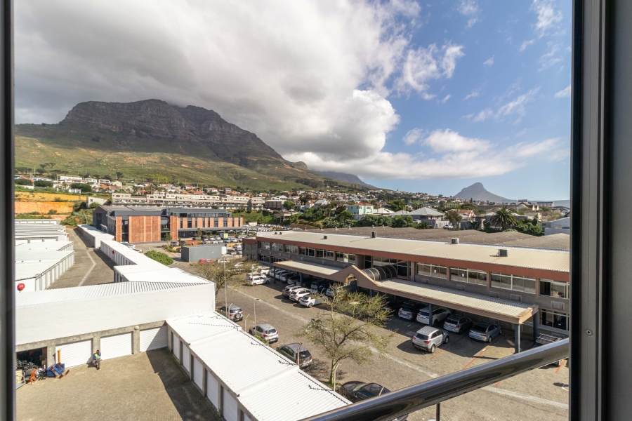 To Let 1 Bedroom Property for Rent in Woodstock Western Cape